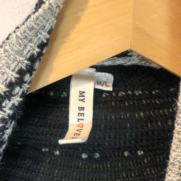 My Beloved Aztec Print Shrug - Picture 4 of 6